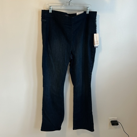 NYDJ Pull On Slim Bootcut Jeans - Picture 4 of 12